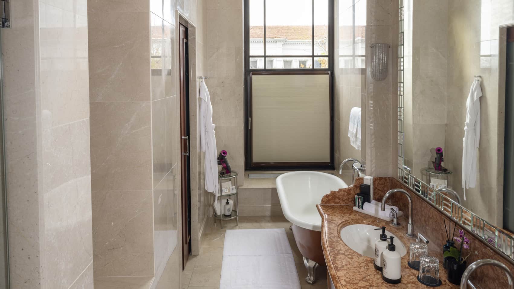 Two-Bedroom Bosphorus Palace Süit